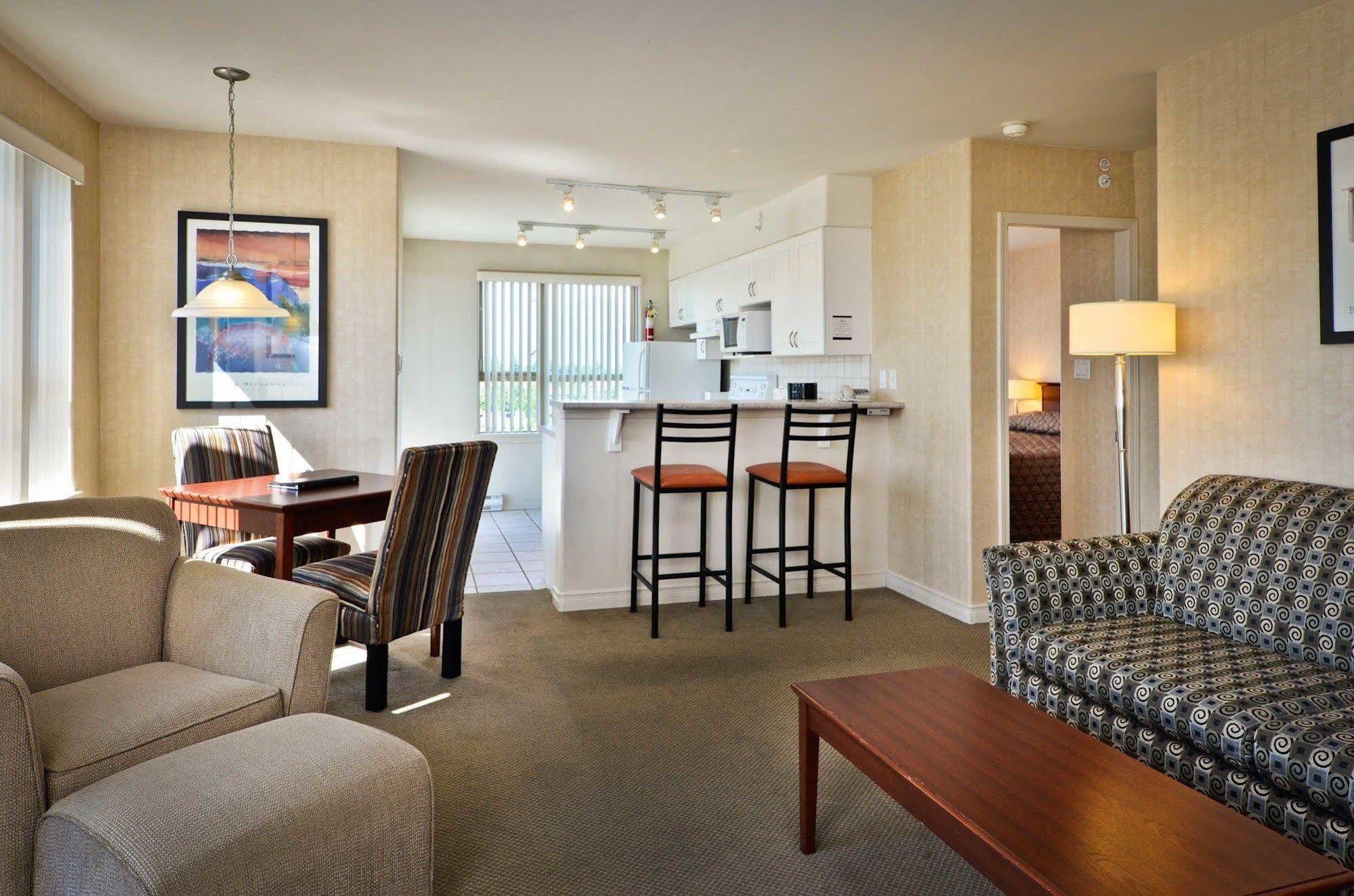 Sandman Suites Surrey - Guildford Exterior photo